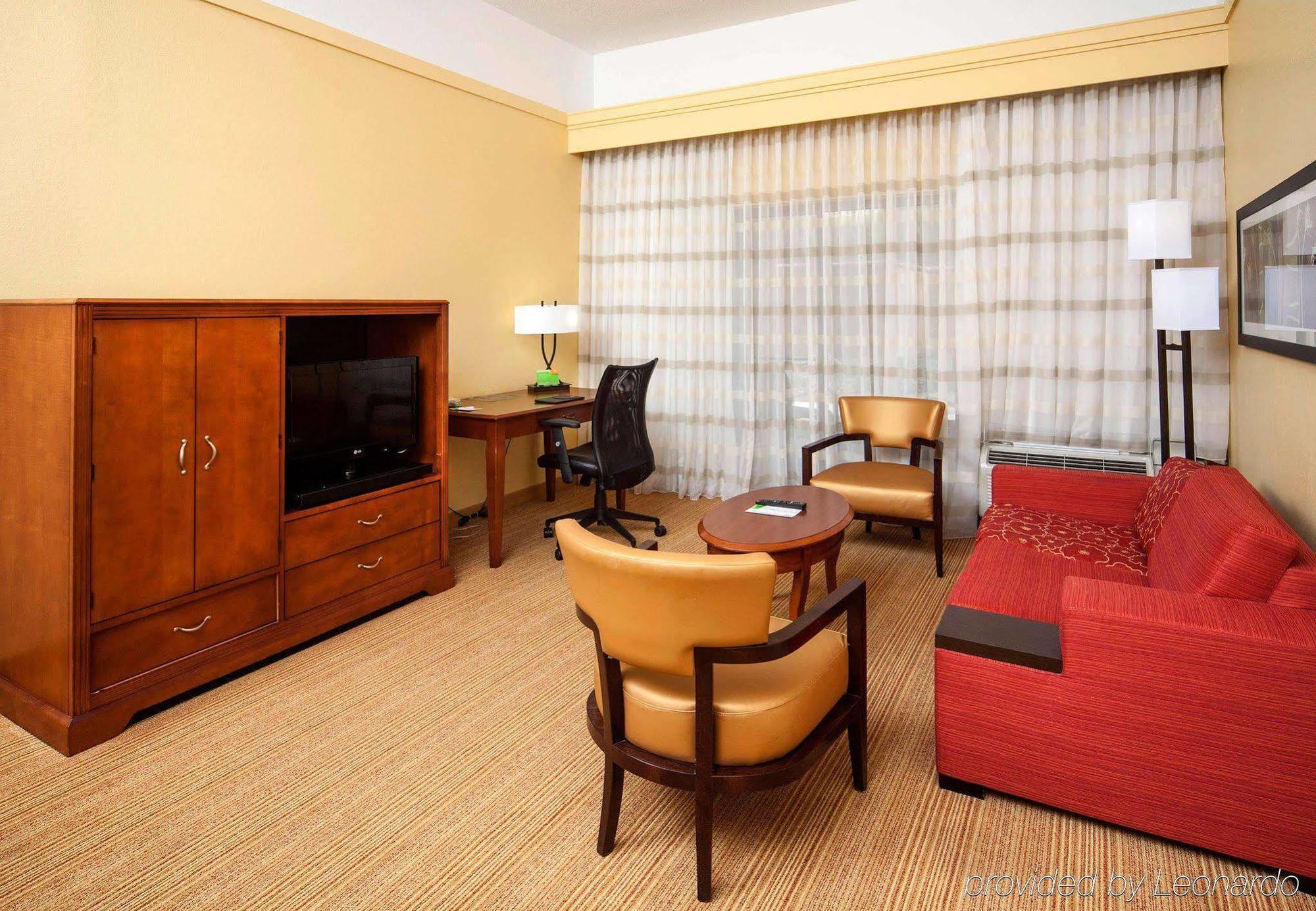 Hotel Courtyard By Marriott Valdosta Exterior foto
